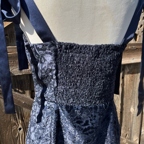 HOUSE OF HARLOW 1960 BLUE VELVET MINI DRESS NWT SIZE MEDIUM - Picture 3 of 5